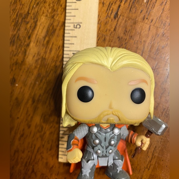 Marvels avenger, Ultron Thor Vinyl bobble head - Picture 5 of 7